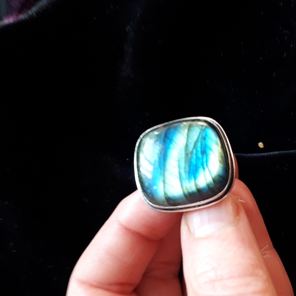Square Blue Labradorite Ring, size 7.5 - Picture 3 of 8